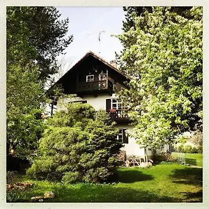 Frühstückspension Bed Bike&breakfast, Innerhalb Eines Privathauses Mit Gemeinschaftsbad, Inning am Ammersee