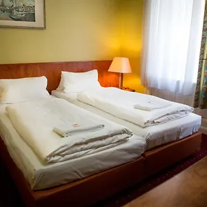 https://city-hotel-hamburg.hamburg-hotels-de.com